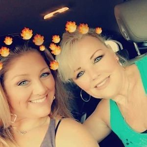 Meet your Posher, Vickie